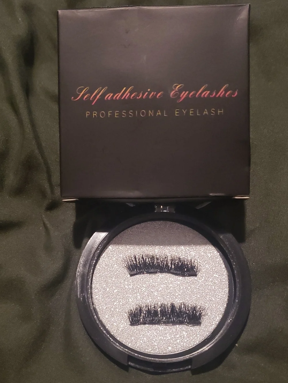 Self Adhesive Eyelashes - Black Magnetic Lash Kit
